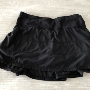 Lululemon skirt size 4